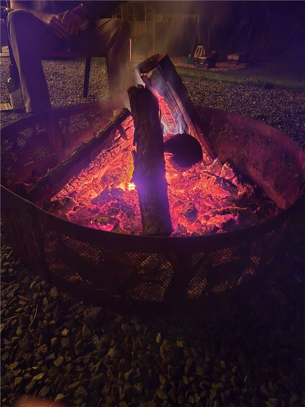 Backyard firepit and seating at Northern Lights Aurora
